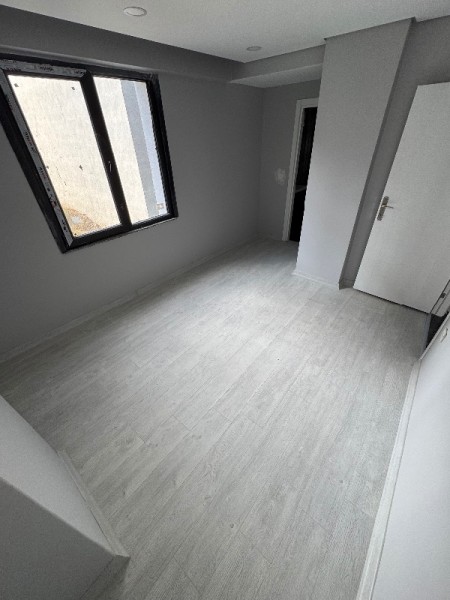 Akşemsettin Metro'ya 5 Dk 3+1 Arakat Sıfır Satılık Daire