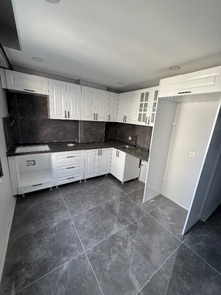 Akşemsettin'de Metro'ya 5 Dk 5+2 Sıfır Satılık Dubleks