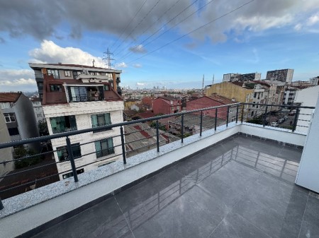 Akşemsettin'de Metro'ya 5 Dk 5+2 Sıfır Satılık Dubleks