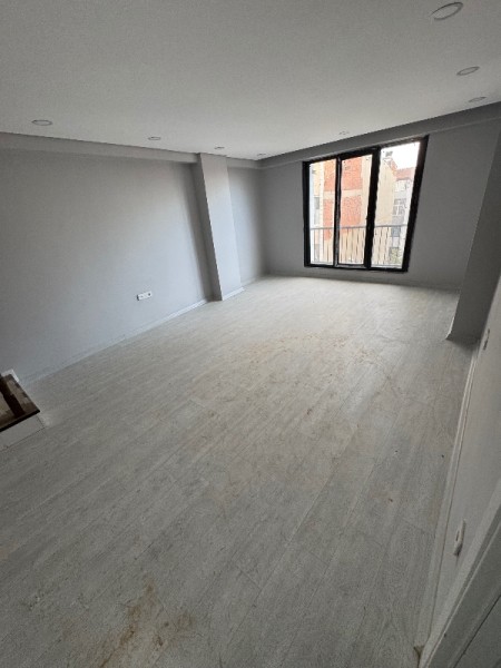 Akşemsettin'de Metro'ya 5 Dk 5+2 Sıfır Satılık Dubleks