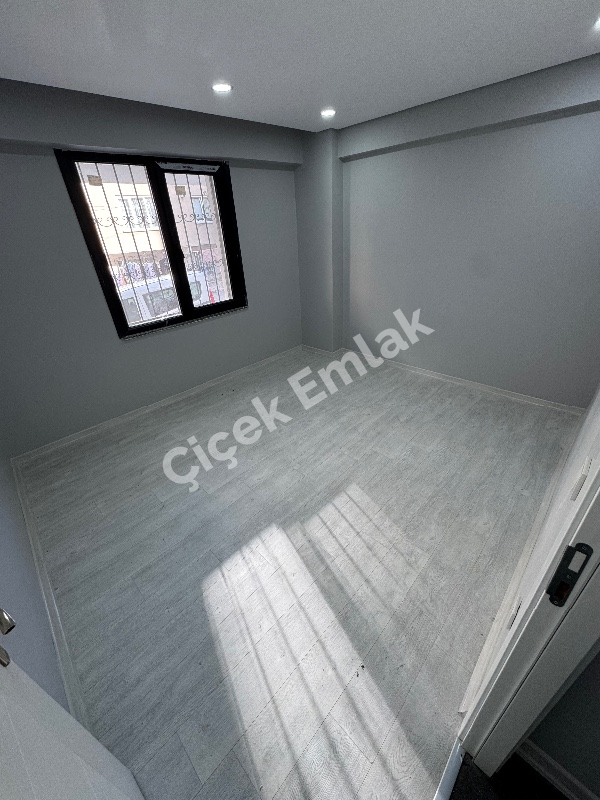 Akşemsettin'de Metro'ya 5 Dk Yüksek Giriş 2+1 Lüks Sıfır Satılık Daire