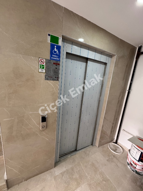 Akşemsettin'de Metro'ya 5 Dk Yüksek Giriş 2+1 Lüks Sıfır Satılık Daire