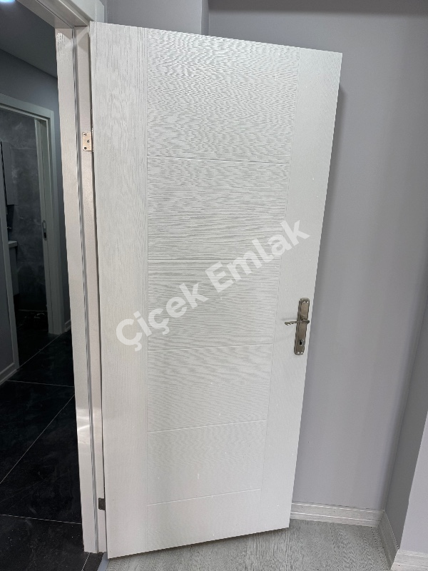 Akşemsettin'de Metro'ya 5 Dk Yüksek Giriş 2+1 Lüks Sıfır Satılık Daire