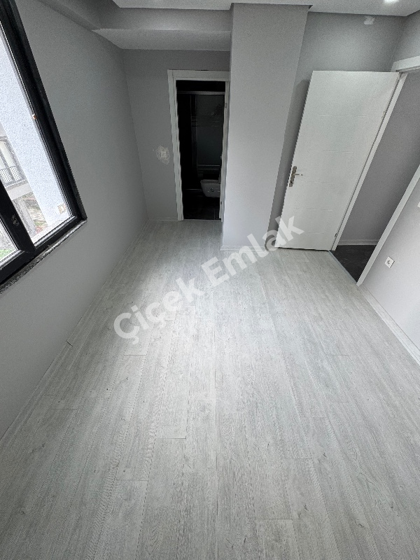 Akşemsettin Metro'ya 5 Dk 3+1 Arakat Sıfır Satılık Daire