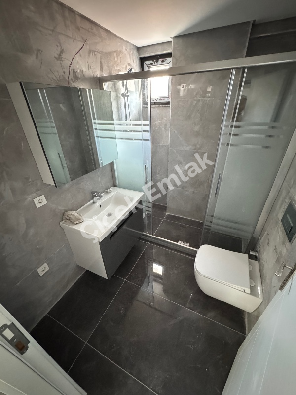 Akşemsettin Metro'ya 5 Dk 3+1 Arakat Sıfır Satılık Daire