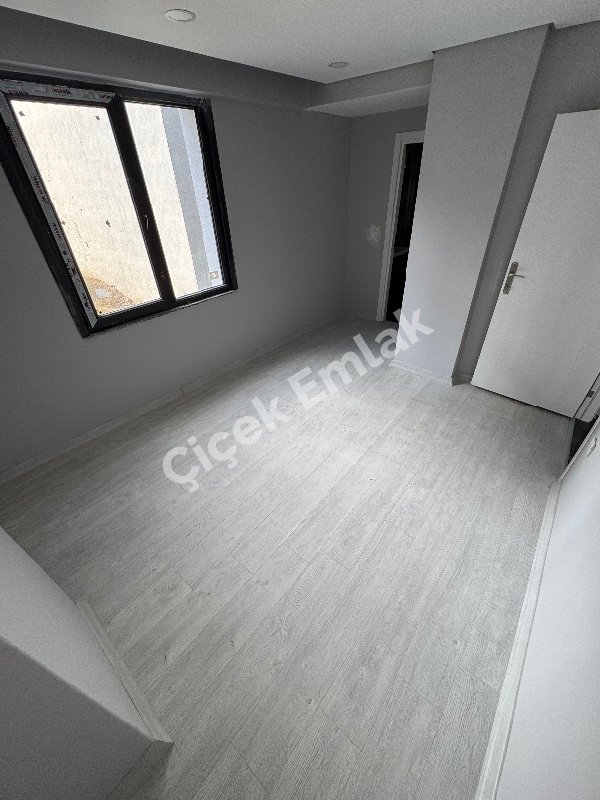 Akşemsettin Metro'ya 5 Dk 3+1 Arakat Sıfır Satılık Daire