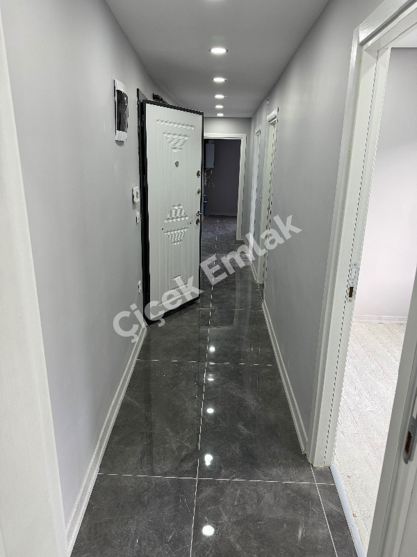 Akşemsettin'de Metro'ya 5 Dk 5+2 Sıfır Satılık Dubleks