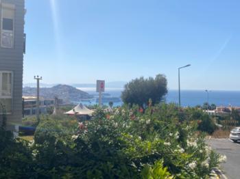 KUŞADASI nda Kapanmaz Deniz Manzaralı 4+1 Satılık Daire !