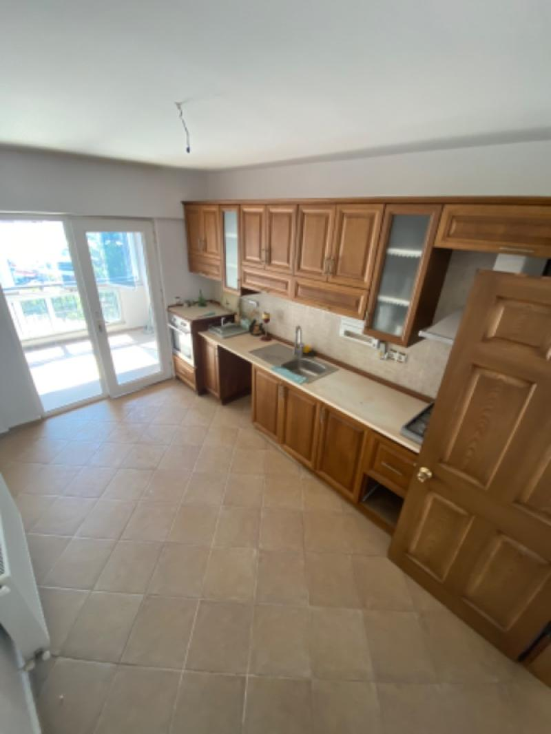 KUŞADASI nda Kapanmaz Deniz Manzaralı 4+1 Satılık Daire !