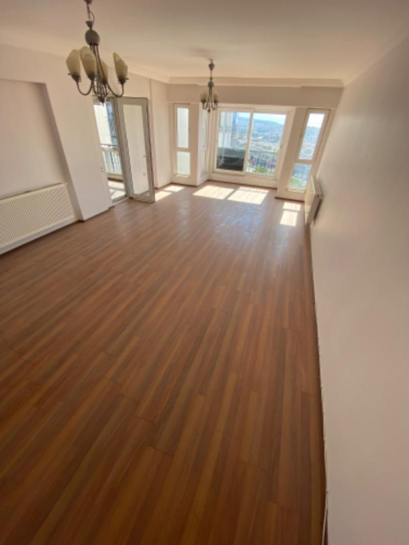 KUŞADASI nda Kapanmaz Deniz Manzaralı 4+1 Satılık Daire !