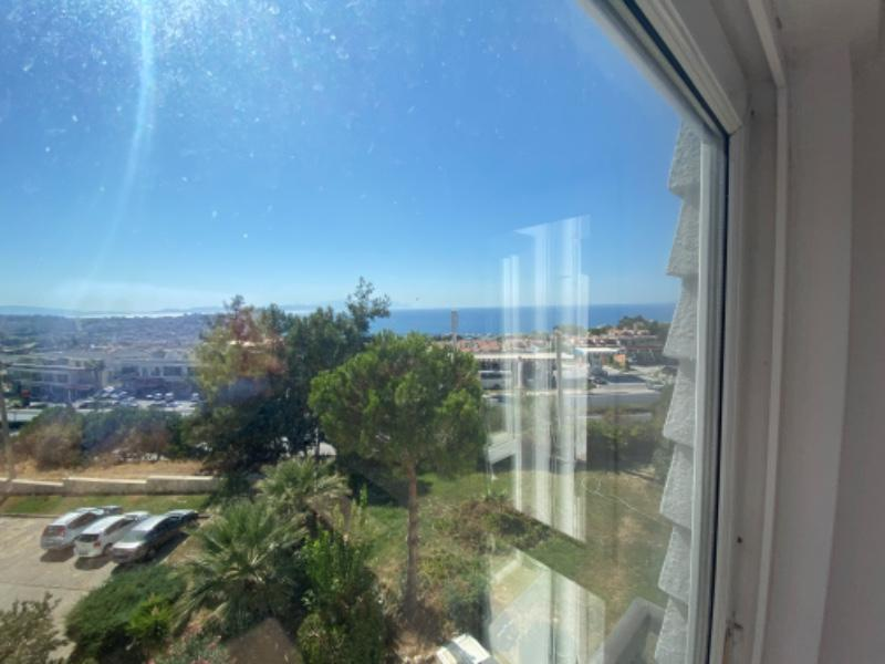 KUŞADASI nda Kapanmaz Deniz Manzaralı 4+1 Satılık Daire !