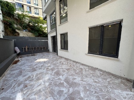 Karadolap'ta Otoparklı Sıfır Bina'da 1+1 Yatırımlık Satılık Daire