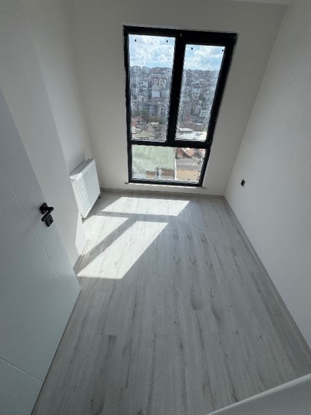 Karadolap'ta Diş Hastanesine Yakın Otoparklı Sıfır Bina'da 6.Kat Satılık Daire