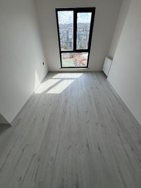 Karadolap'ta Diş Hastanesine Yakın Otoparklı Sıfır Bina'da 6.Kat Satılık Daire