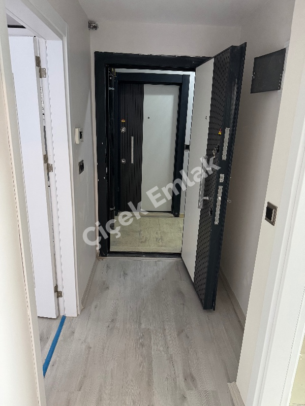 Karadolap'ta Otoparklı Sıfır Bina'da 1+1 Yatırımlık Satılık Daire