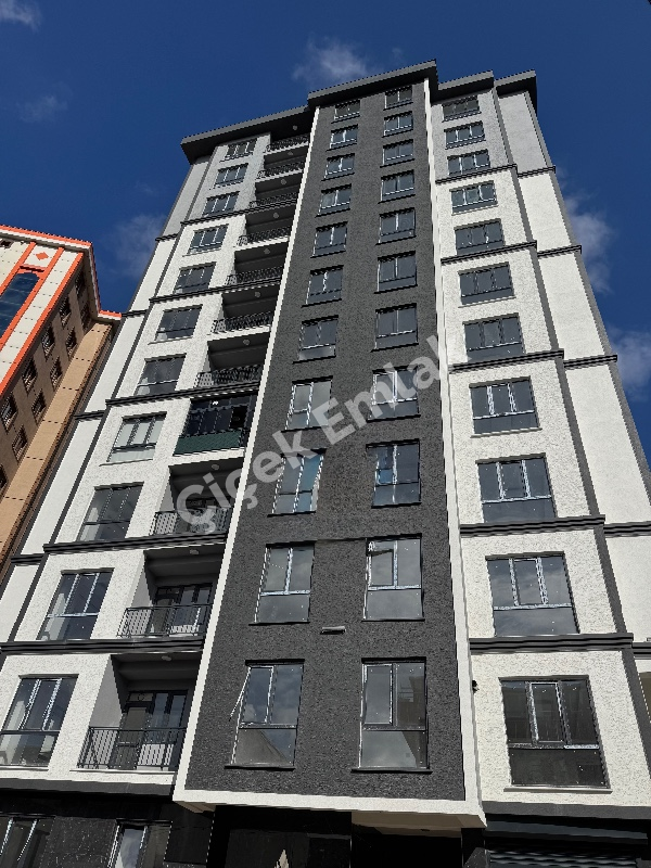 Karadolap'ta Otoparklı Sıfır Bina'da 1+1 Yatırımlık Satılık Daire