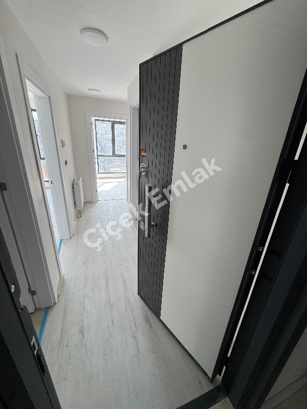 Karadolap'ta Diş Hastanesine Yakın Otoparklı Sıfır Bina'da 6.Kat Satılık Daire