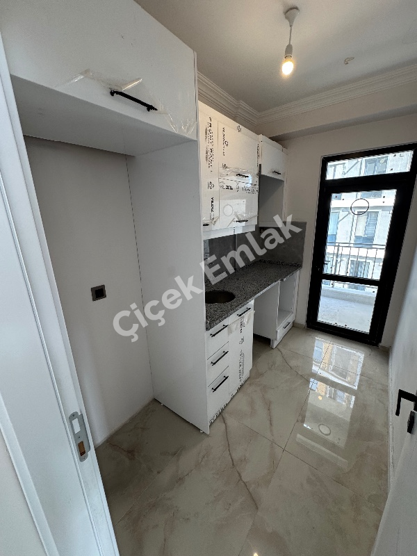 Karadolap'ta Diş Hastanesine Yakın Otoparklı Sıfır Bina'da 6.Kat Satılık Daire