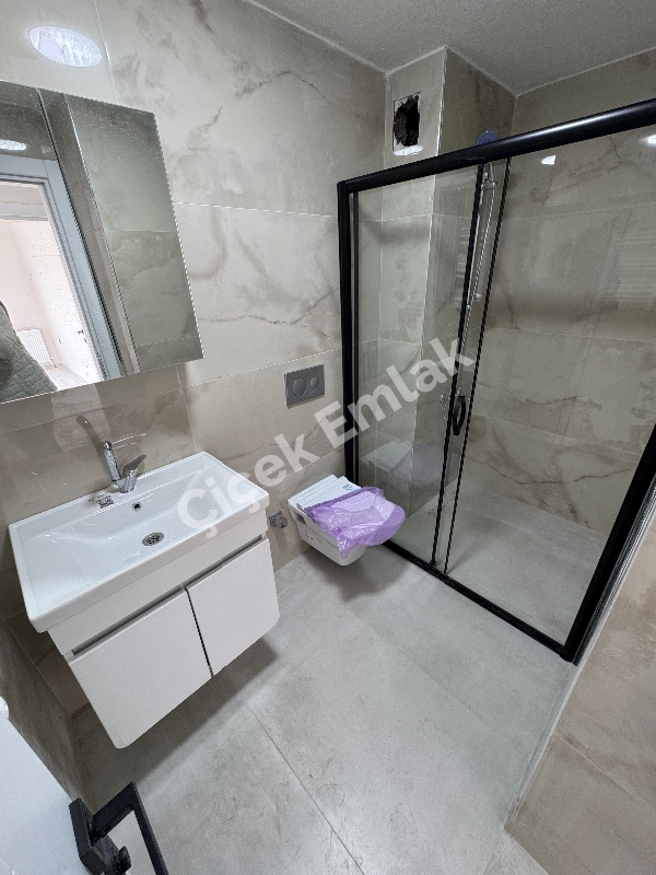 Karadolap'ta Diş Hastanesine Yakın Otoparklı Sıfır Bina'da 6.Kat Satılık Daire