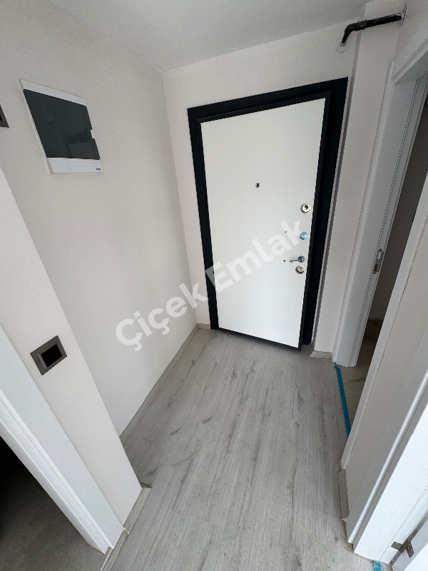 Karadolap'ta Diş Hastanesine Yakın Otoparklı Sıfır Bina'da 6.Kat Satılık Daire