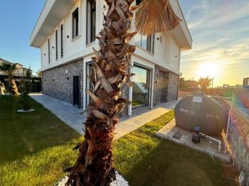 Didim'de 500 M2 Arsa Üzerinde Satılık 4+1 Villa