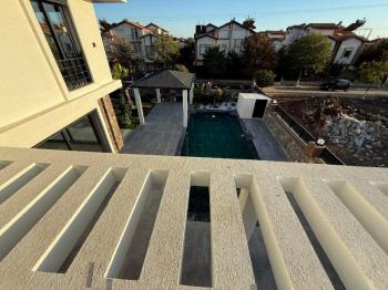 Didim'de 500 M2 Arsa Üzerinde Satılık 4+1 Villa