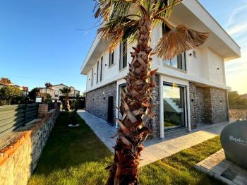 Didim'de 500 M2 Arsa Üzerinde Satılık 4+1 Villa