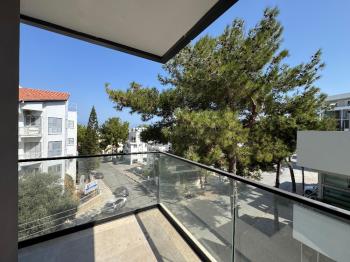 Girne Merkezde Satılık 2+1 Daire