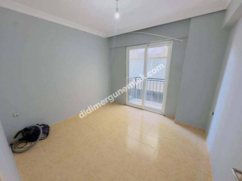 DİDİM YENİMAHALLEDE EMSALLERİNE GÖRE UYGUN  2+1 SATILIK FIRSAT DAİRE 