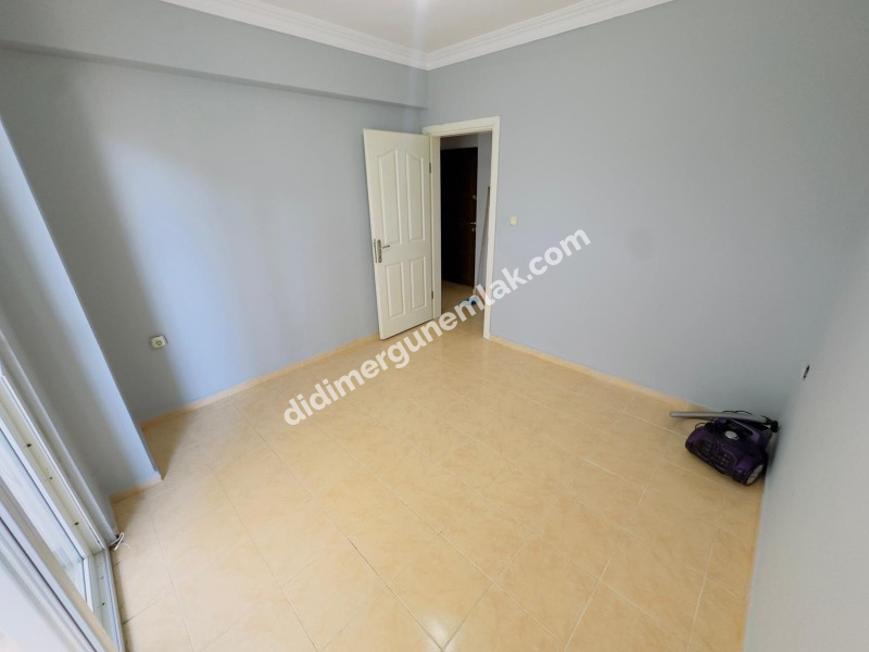 DİDİM YENİMAHALLEDE EMSALLERİNE GÖRE UYGUN  2+1 SATILIK FIRSAT DAİRE 