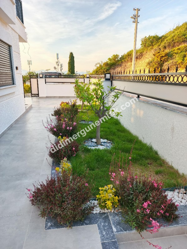  DİDİMDE PANORAMİK DENİZ VE DOĞA MANZARALI,HAVUZLU 3+1 SATILIK LÜKS MÜSTAKİL VİLLA 