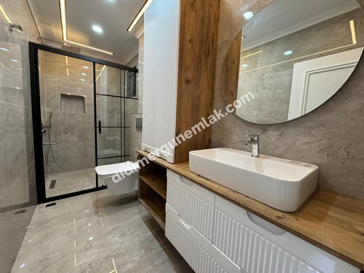  DİDİMDE PANORAMİK DENİZ VE DOĞA MANZARALI,HAVUZLU 3+1 SATILIK LÜKS MÜSTAKİL VİLLA 