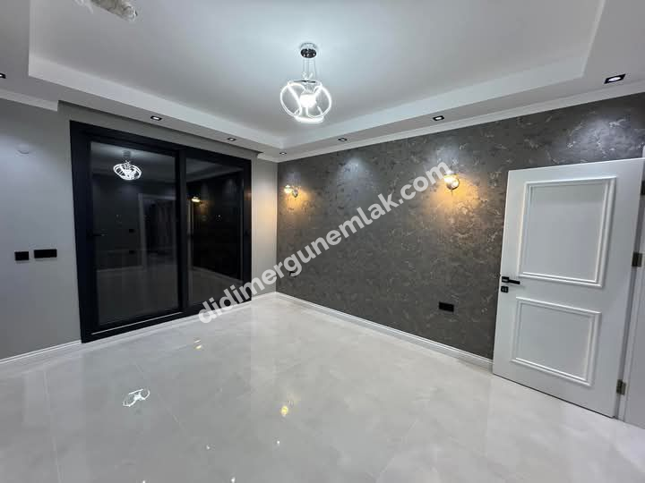  DİDİMDE PANORAMİK DENİZ VE DOĞA MANZARALI,HAVUZLU 3+1 SATILIK LÜKS MÜSTAKİL VİLLA 