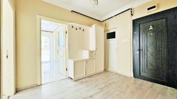 Elmas’tan Menderes’te Doğalgazlı Ara Kat Geniş 3+1