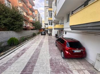 GÜVENAY - ÇORUM ALBAYRAK CADDESİ  ÜZERİ SATILIK 3+1 DAİRE 