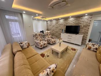GÜVENAY - ÇORUM ALBAYRAK CADDESİ  ÜZERİ SATILIK 3+1 DAİRE 