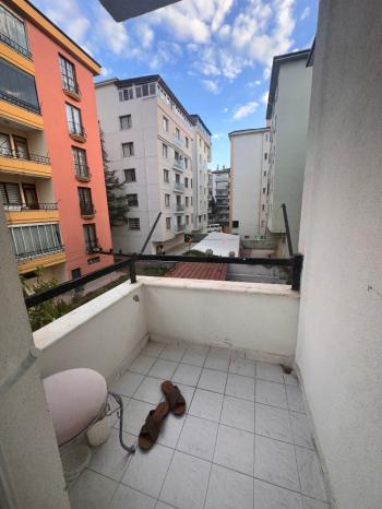 GÜVENAY - ÇORUM ALBAYRAK CADDESİ  ÜZERİ SATILIK 3+1 DAİRE 