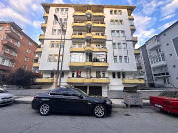 GÜVENAY - ÇORUM ALBAYRAK CADDESİ  ÜZERİ SATILIK 3+1 DAİRE 
