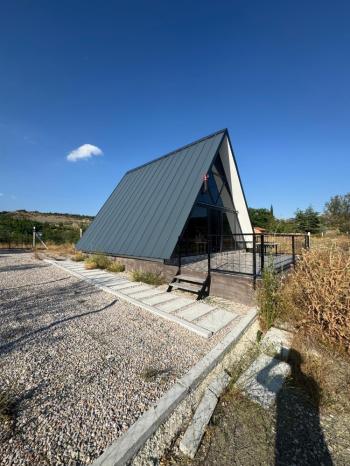 GÜVENAY - ÇORUM BARAJI DOĞUSU 528 M² BUNGOLOV EVLİ BAG EVİ 