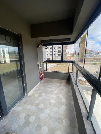 GÜVENAY - ÇORUM ÇEPNİ MAH. FEN LİSESİ CİVARI SATILIK DAİRE