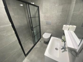 GÜVENAY - ÇORUM ULUKAVAK MAH. PAZARTESİ PAZARI YANI EŞYALI 2+1 KİRALIK DAİRE