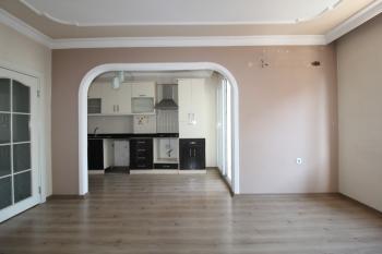 ASLAN'DAN POZCU POSTANE ARKASI KİRALIK GENİŞ 2+1