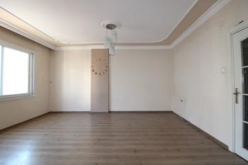 ASLAN'DAN POZCU POSTANE ARKASI KİRALIK GENİŞ 2+1