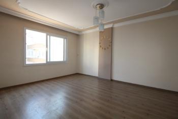 ASLAN'DAN POZCU POSTANE ARKASI KİRALIK GENİŞ 2+1