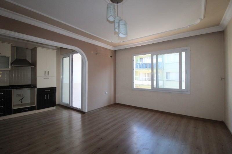 ASLAN'DAN POZCU POSTANE ARKASI KİRALIK GENİŞ 2+1