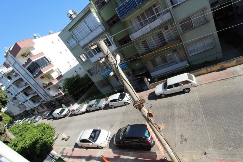 ASLAN'DAN POZCU POSTANE ARKASI KİRALIK GENİŞ 2+1