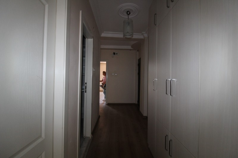 ASLAN'DAN POZCU POSTANE ARKASI KİRALIK GENİŞ 2+1