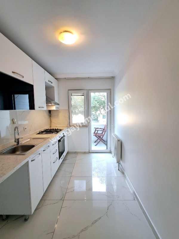 MALTEPE YALI MAH.DE MARMARAYIN YANIBAŞINDA YENİ BİNADA 2+1 KİRALIK DAİRE