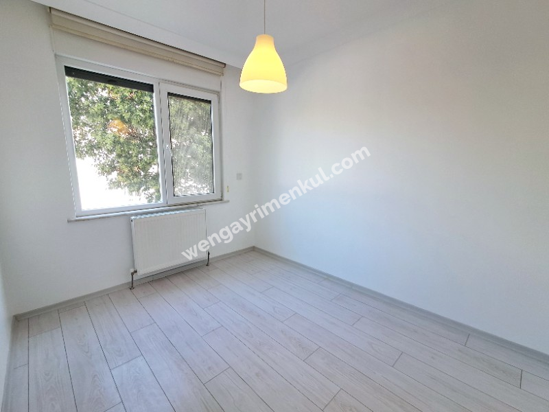 MALTEPE YALI MAH.DE MARMARAYIN YANIBAŞINDA YENİ BİNADA 2+1 KİRALIK DAİRE