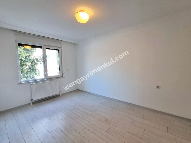 MALTEPE YALI MAH.DE MARMARAYIN YANIBAŞINDA YENİ BİNADA 2+1 KİRALIK DAİRE